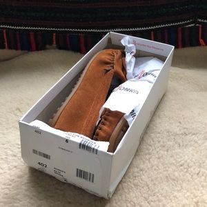 Brand new in box women’s Minnetonka Kilty Moccasin